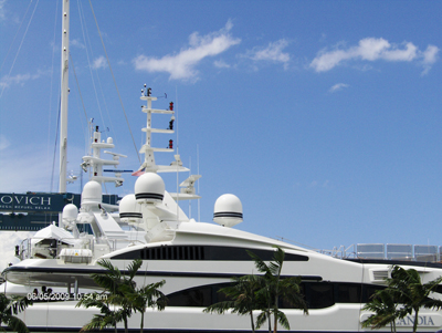 Benetti 170' with Two Apollos, This One Mounted on Main Mast